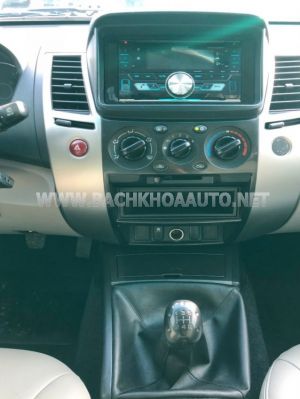 Xe Mitsubishi Pajero Sport D 4x2 MT 2017