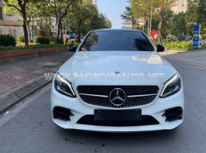 Xe Mercedes Benz C300 AMG 2020