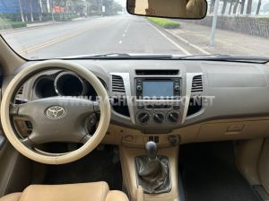 Xe Toyota Fortuner 2.5G 2011