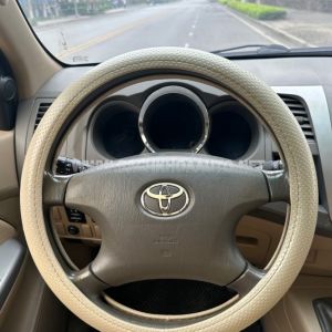 Xe Toyota Fortuner 2.5G 2011