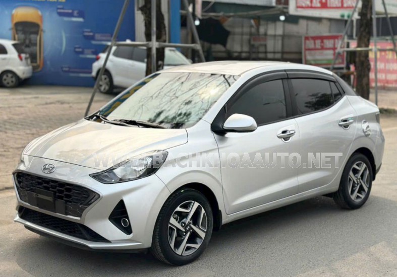 Hyundai i10 1.2 AT 2021