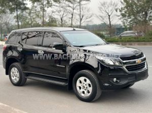 Xe Chevrolet Trailblazer LT 2.5L 4x2 MT 2018