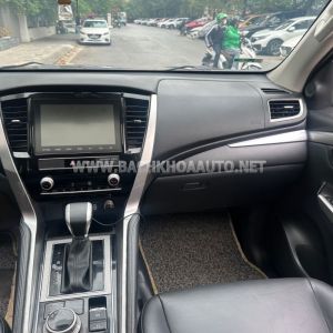 Xe Mitsubishi Pajero Sport 2.4D 4x4 AT 2021