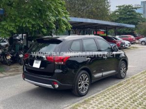 Xe Mitsubishi Outlander 2.0 CVT 2018