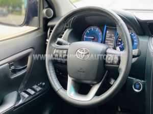 Xe Toyota Fortuner 2.4G 4x2 AT 2021