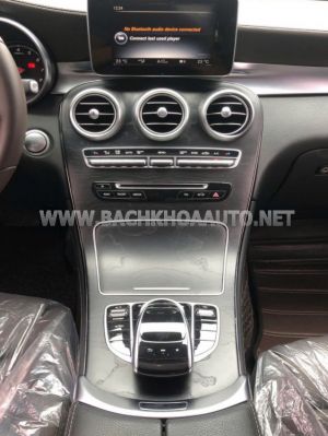 Xe Mercedes Benz GLC 300 4Matic 2016