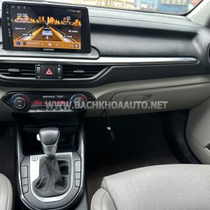Xe Kia Cerato 1.6 AT Luxury 2020